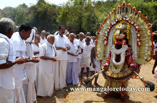 Enmakaje Nemotsava